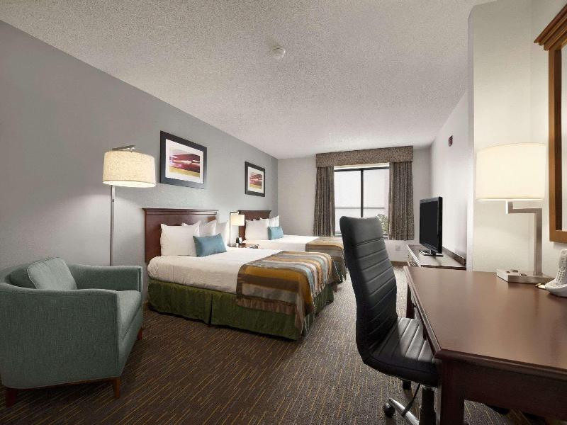 Wingate By Wyndham Round Rock Hotel & Conference image