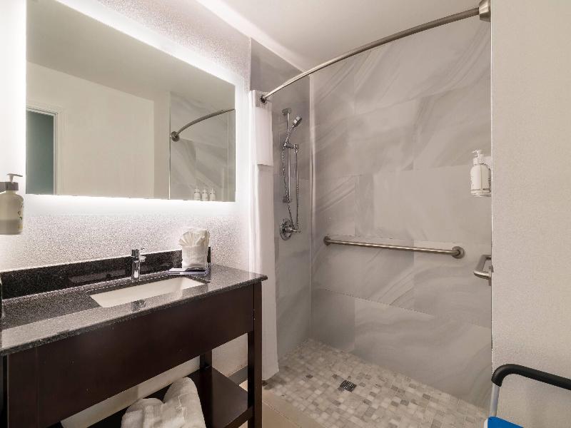 Wingate By Wyndham Round Rock Hotel & Conference image
