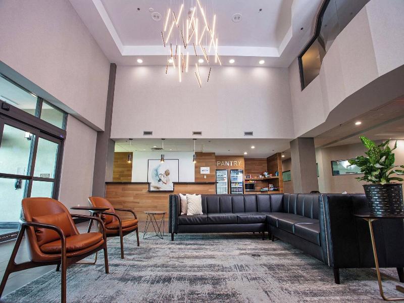 Grandstay Hotel & Suites Appleton