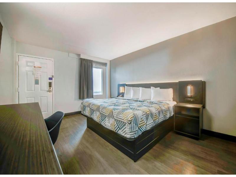 Motel 6 Atlanta, Ga - Midtown image