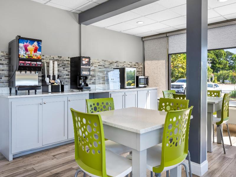 Americas Best Value Inn Douglasville image