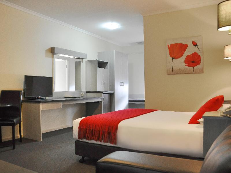 Ibis Styles Adelaide Manor image