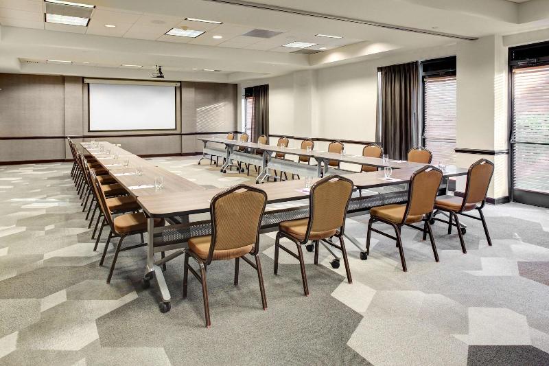 Hyatt Place Atlanta/Alpharetta/Windward Parkway image