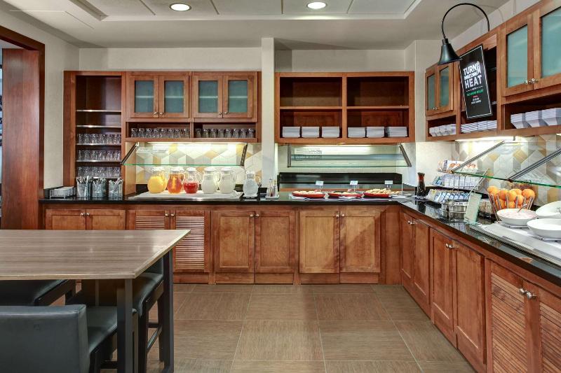 Hyatt Place Atlanta/Alpharetta/Windward Parkway image