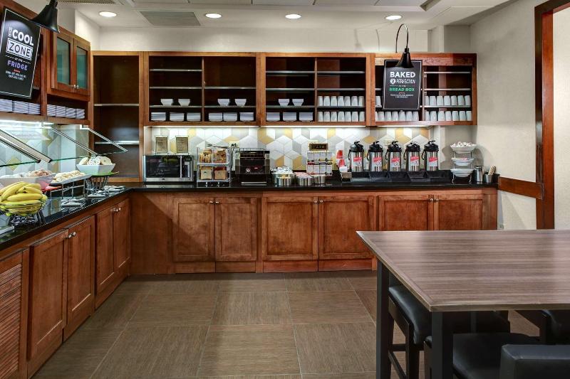 Hyatt Place Atlanta/Alpharetta/Windward Parkway image