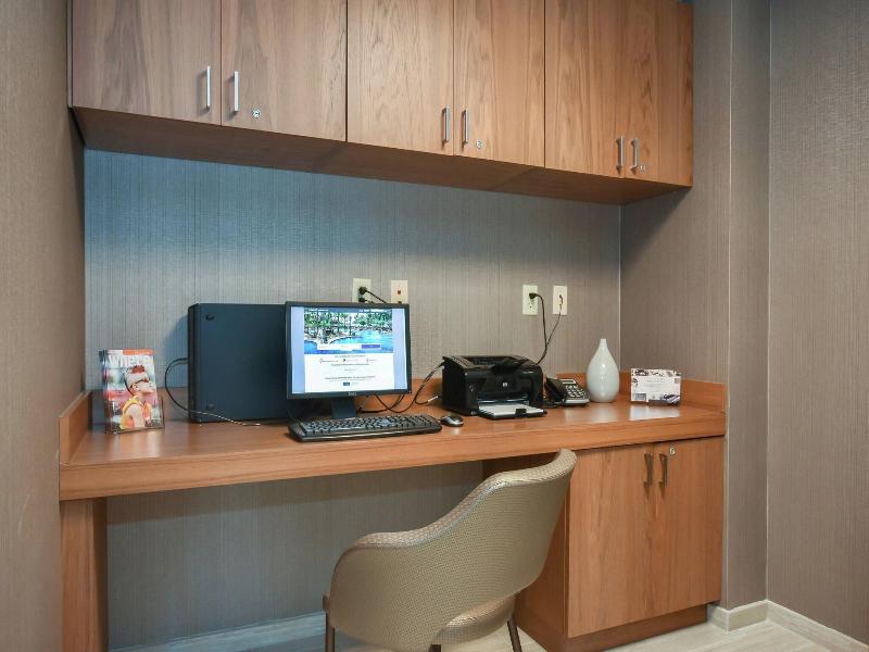 Springhill Suites Charlotte/Concord Mills- Spee image
