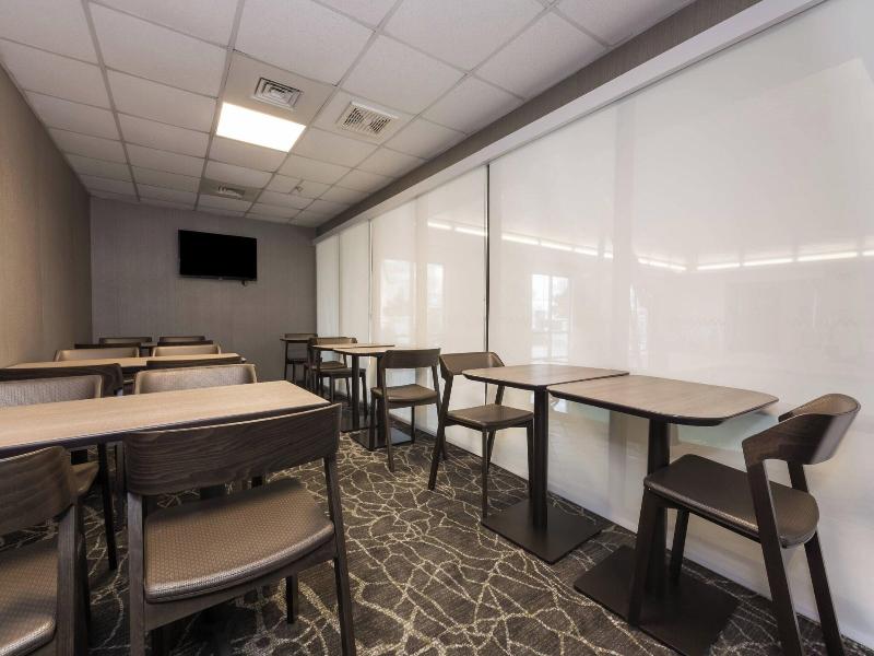 Springhill Suites Charlotte/Concord Mills- Spee image