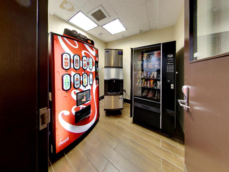 Holiday Inn Express Edmonton-International Airport