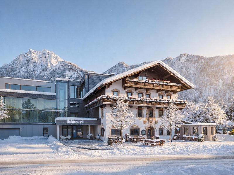 Hotel Wirtshaus Sattlerwirt image