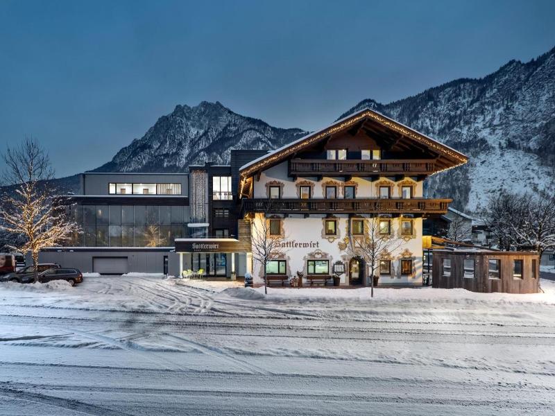 Hotel Wirtshaus Sattlerwirt — general view