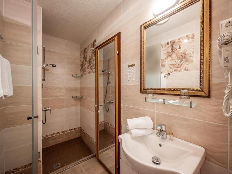 Alpenhotel Edelweiss image