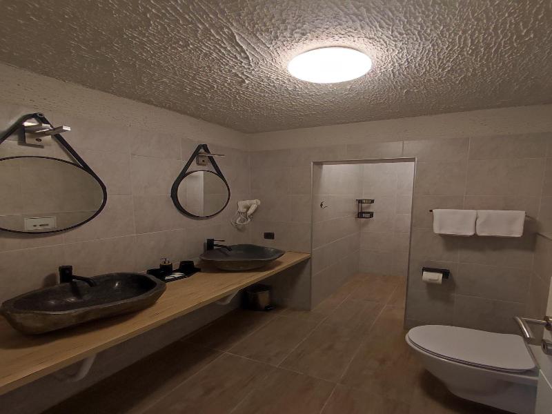 Alpenhotel Edelweiss image