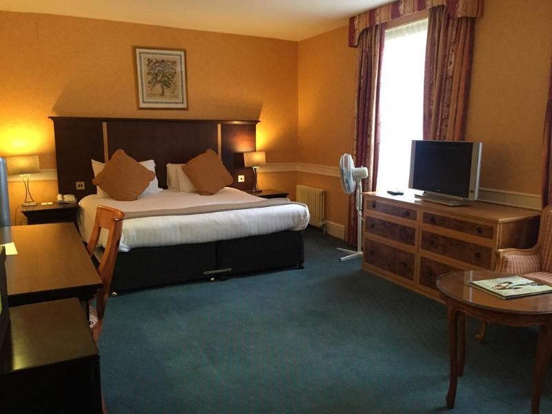 Royal Berkshire image