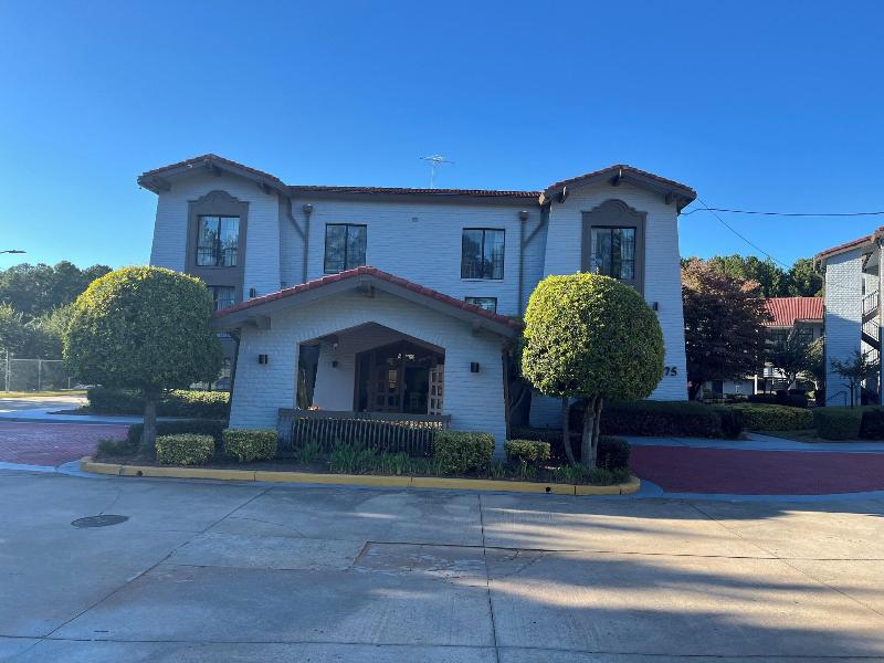Hotel Guest Inn & Suites