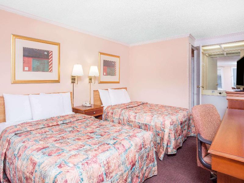 Knights Inn Augusta image