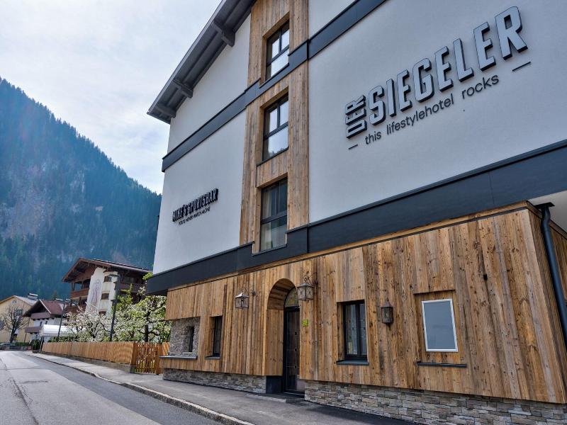Hotel-Pension Siegelerhof image