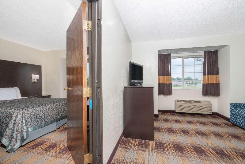 Bed room