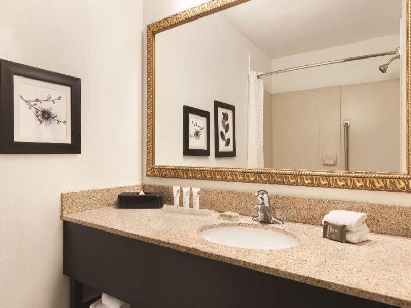 Country Inn & Suites by Radisson, Conyers, GA image