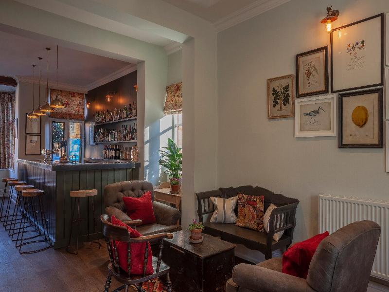 The Five Arrows Hotel image