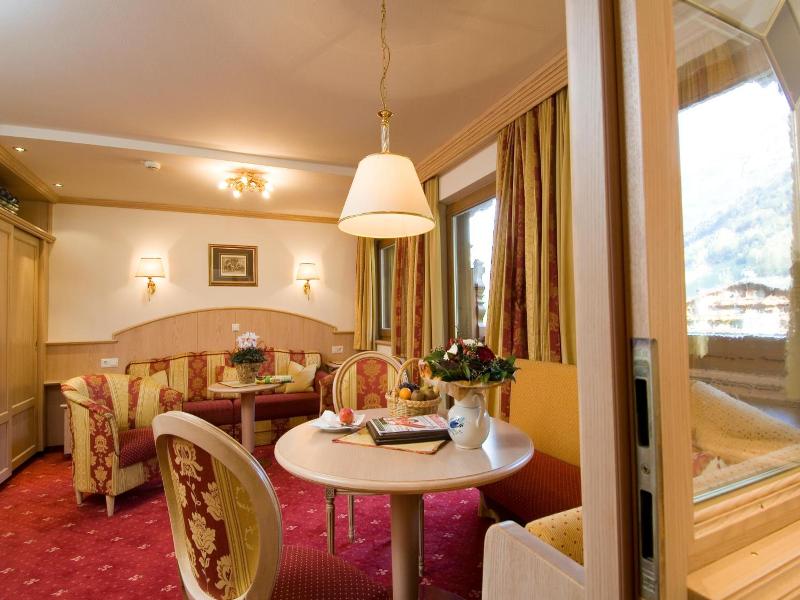 Alpenhotel Fernau image