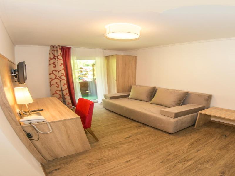 Alpenhotel Fernau image