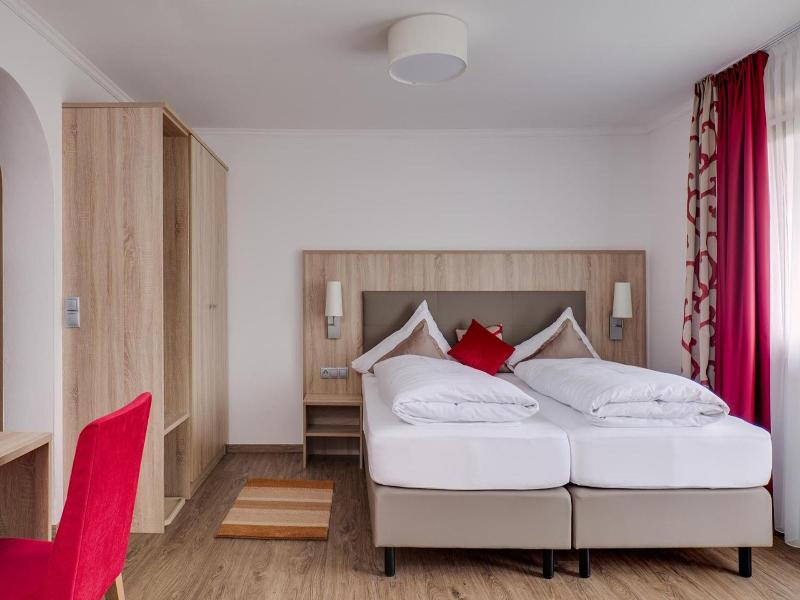 Alpenhotel Fernau image