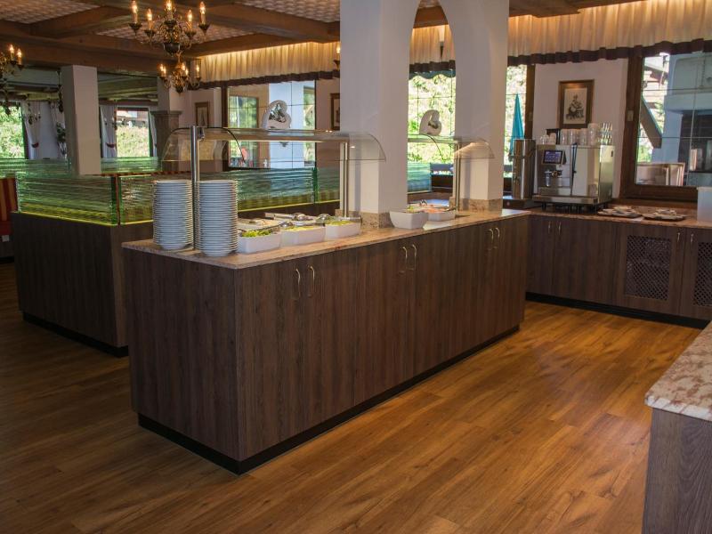 Alpenhotel Fernau image