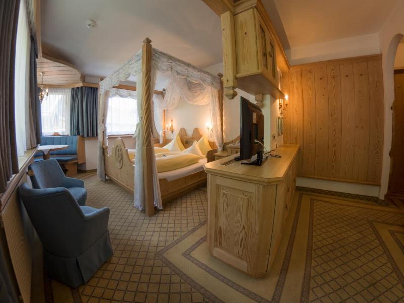 Alpenhotel Fernau image