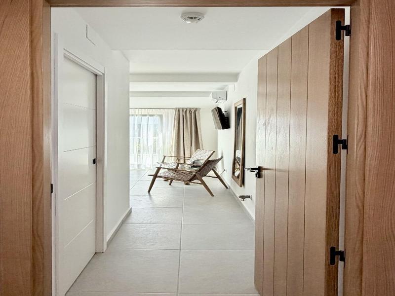 Las Brisas image