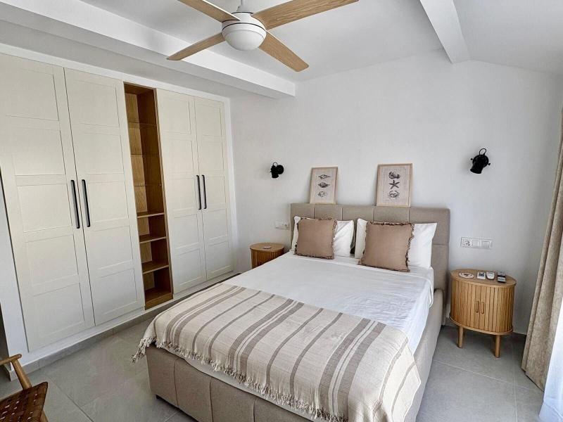 Las Brisas image