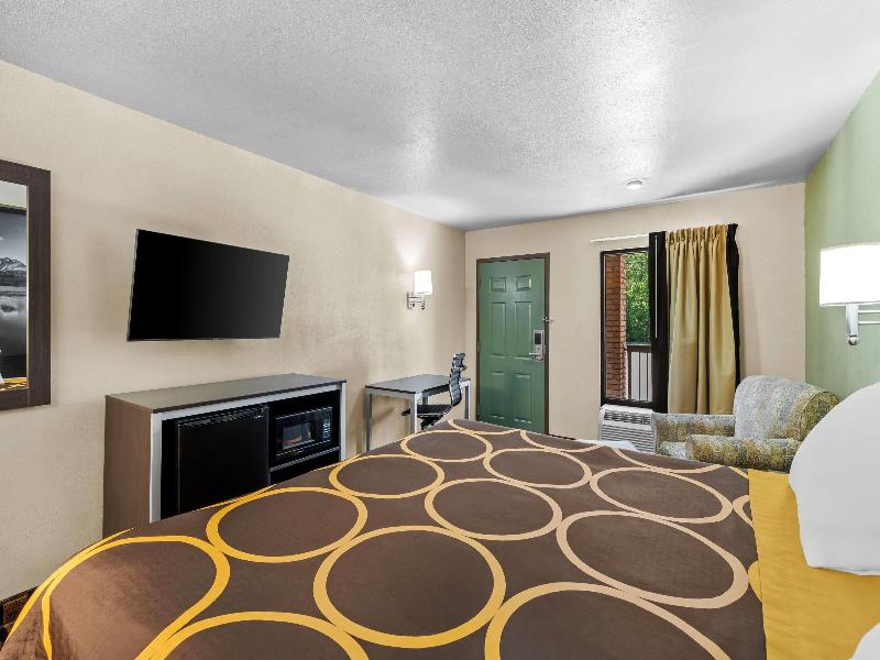 Super 8 by Wyndham Acworth/Atlanta Area image