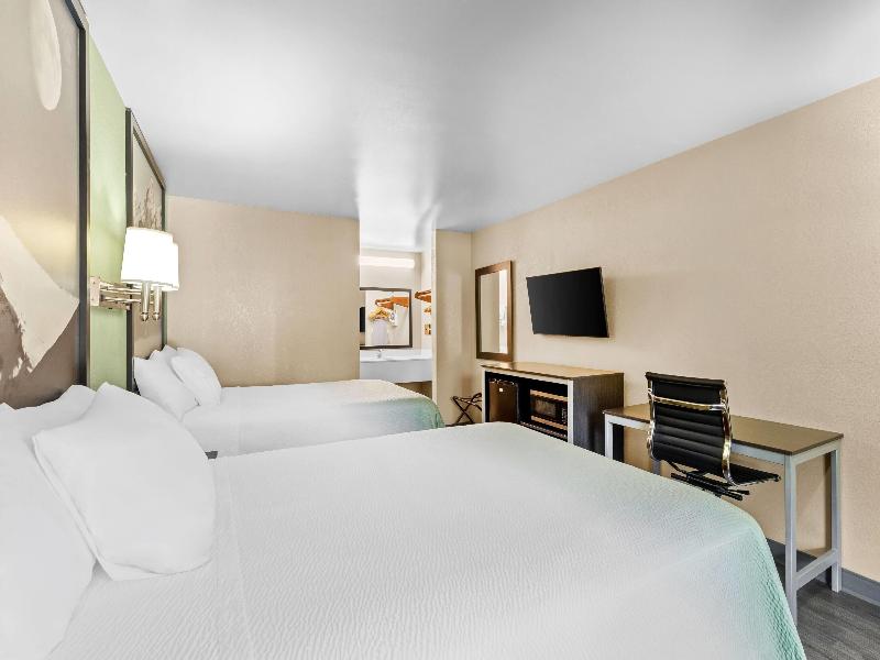 Super 8 by Wyndham Acworth/Atlanta Area image