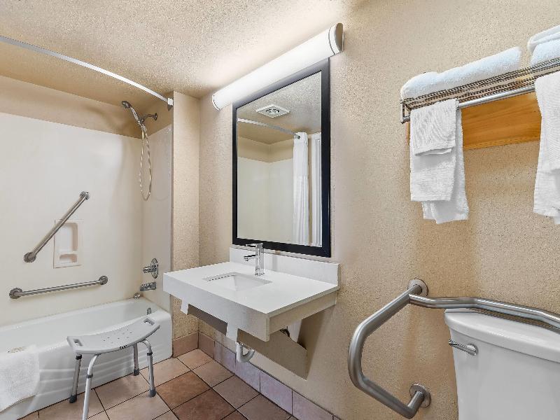 Super 8 by Wyndham Acworth/Atlanta Area image