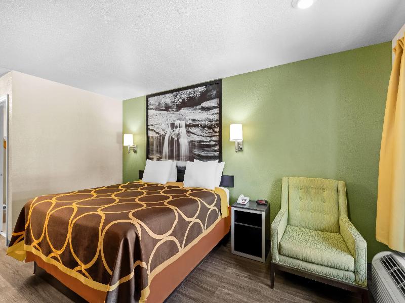 Super 8 by Wyndham Acworth/Atlanta Area image