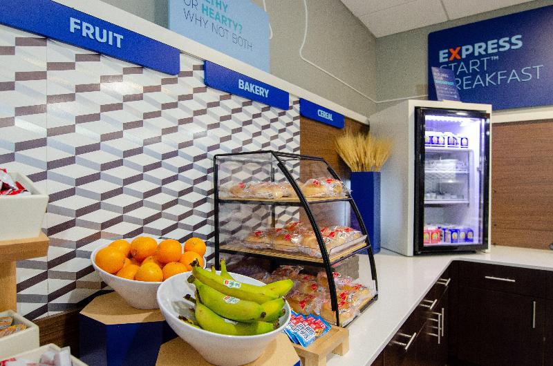 Holiday Inn Express Atlanta Airport West By IHG image