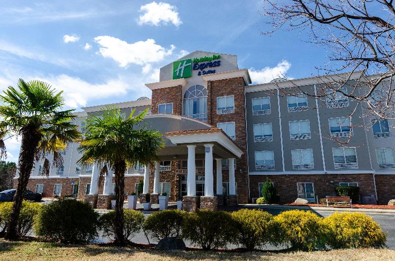 Holiday Inn Express Atlanta Airport West By IHG image