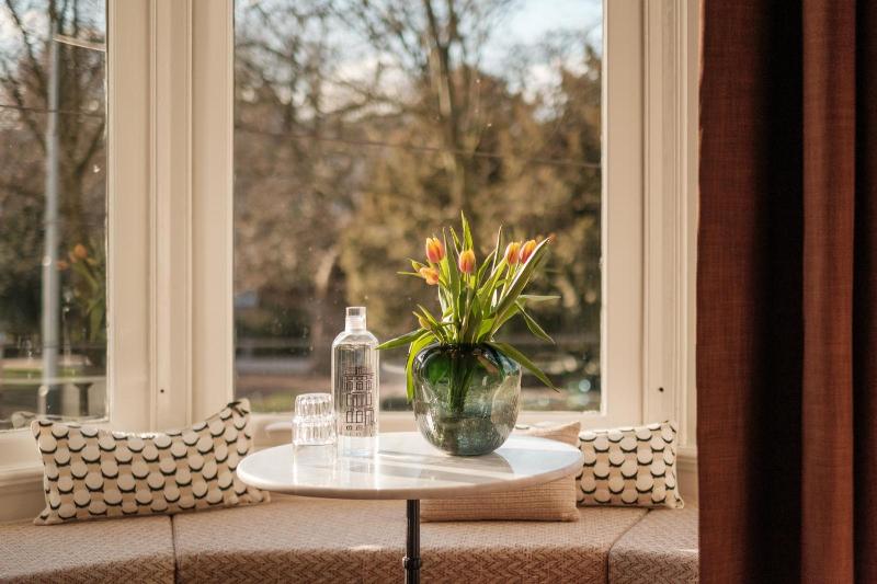 Amsterdam Parklane image
