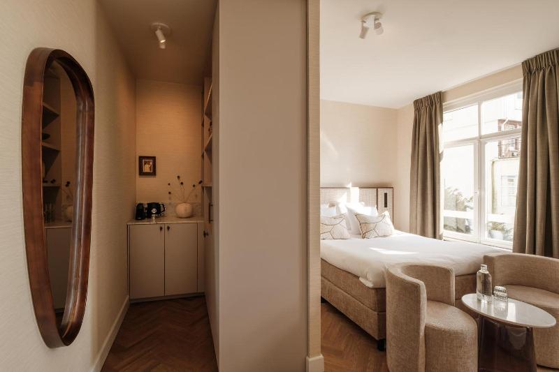 Amsterdam Parklane image