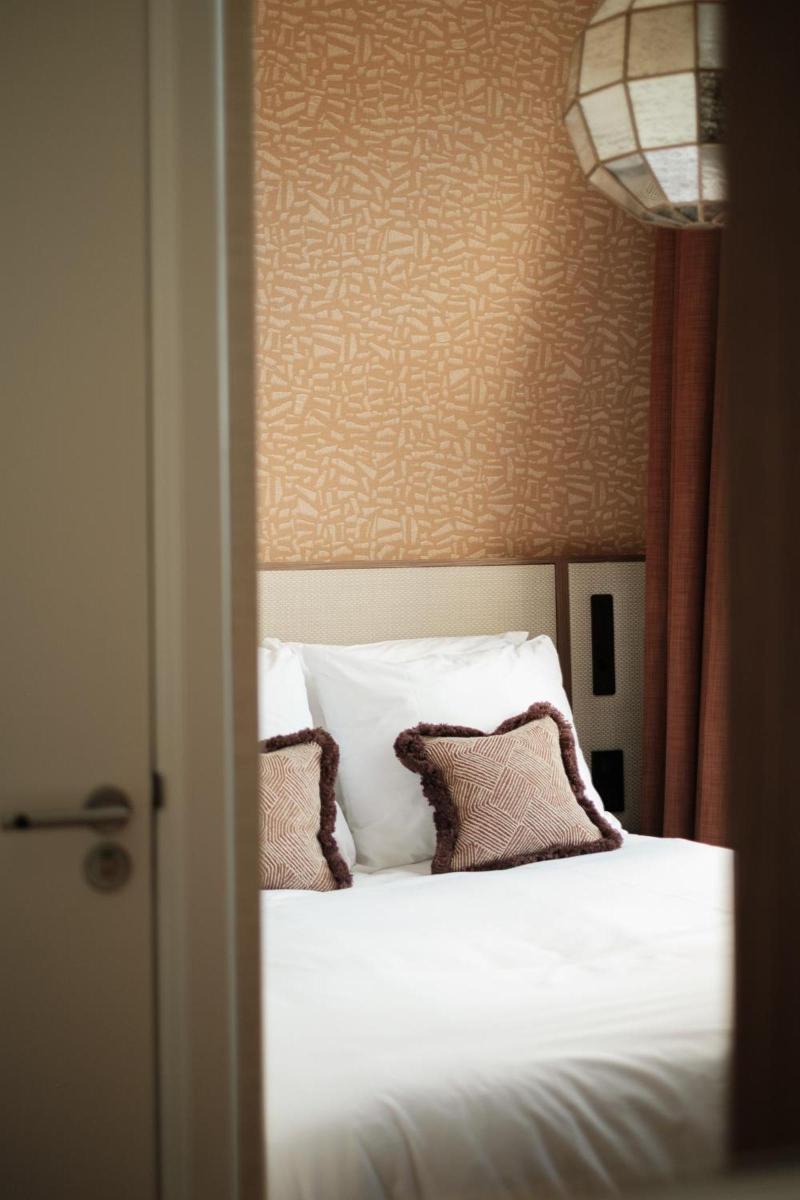 Amsterdam Parklane image