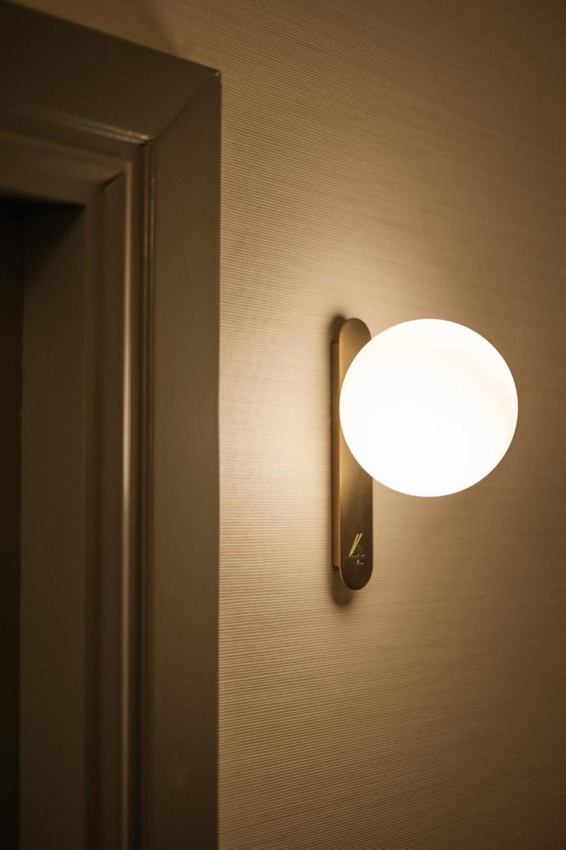 Amsterdam Parklane image