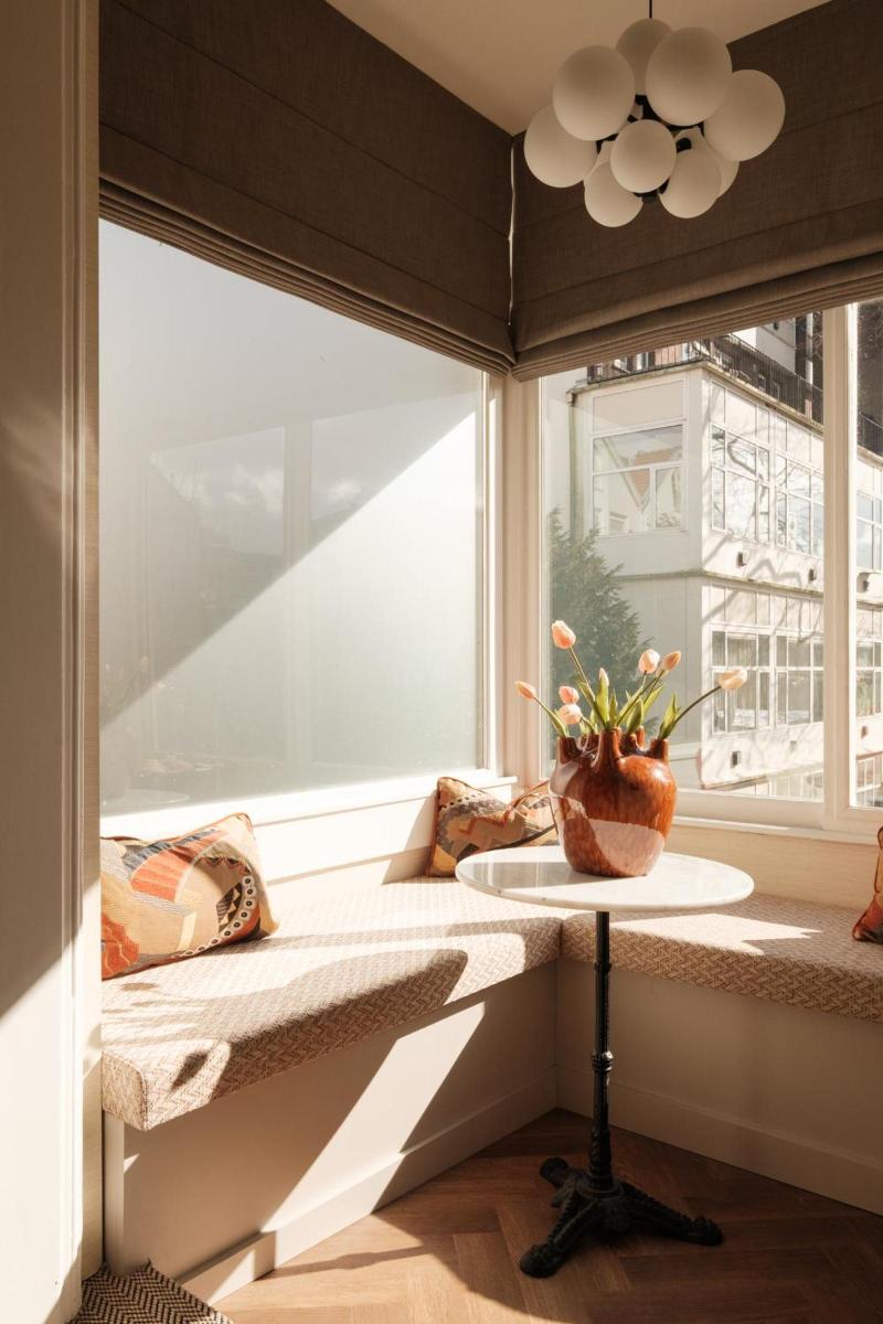 Amsterdam Parklane image