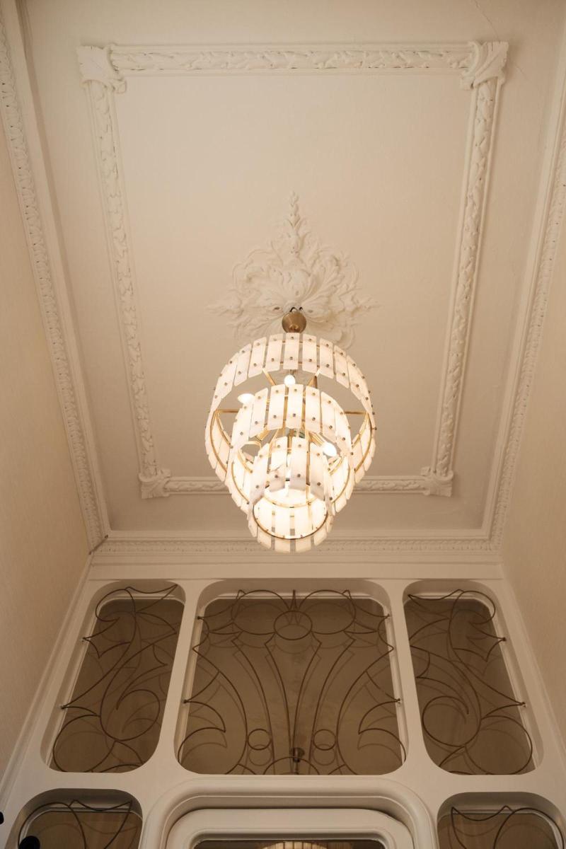 Amsterdam Parklane image