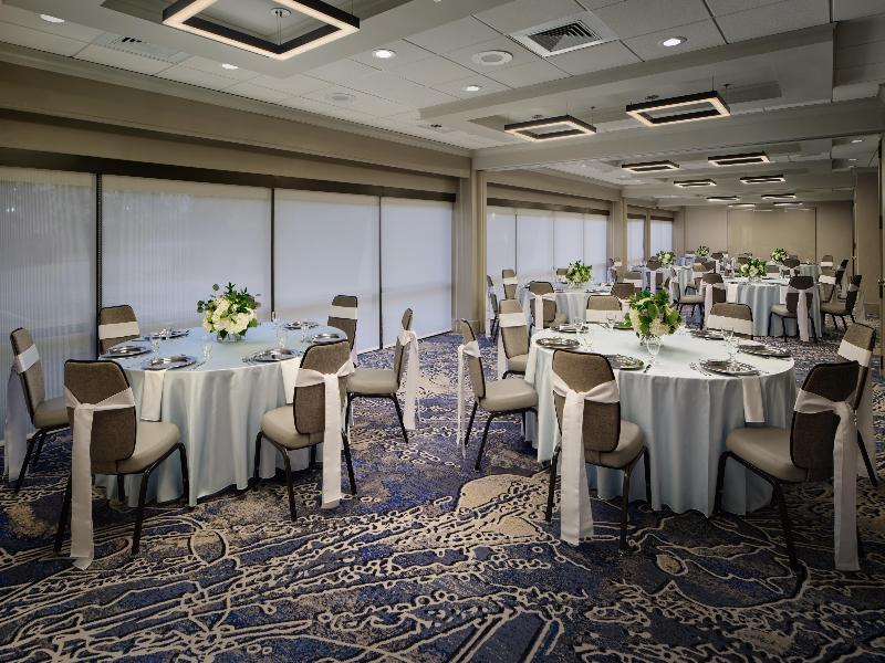 Hyatt Regency Suites Atlanta Nw image