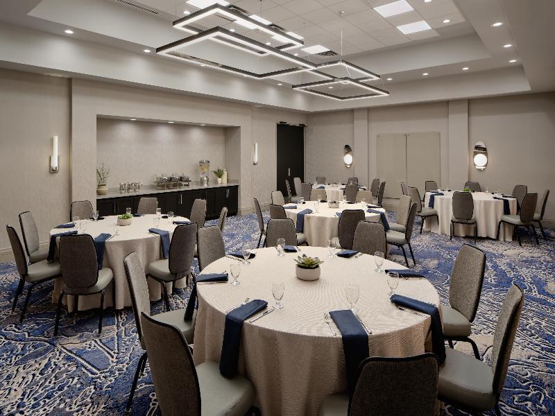 Hyatt Regency Suites Atlanta Nw image