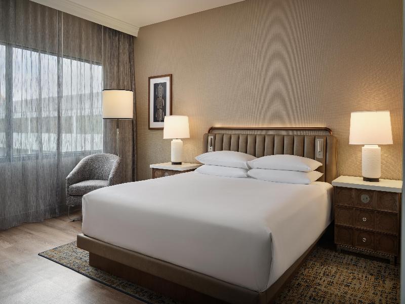 Hyatt Regency Suites Atlanta Nw image