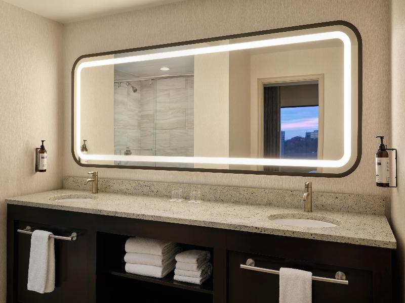 Hyatt Regency Suites Atlanta Nw image
