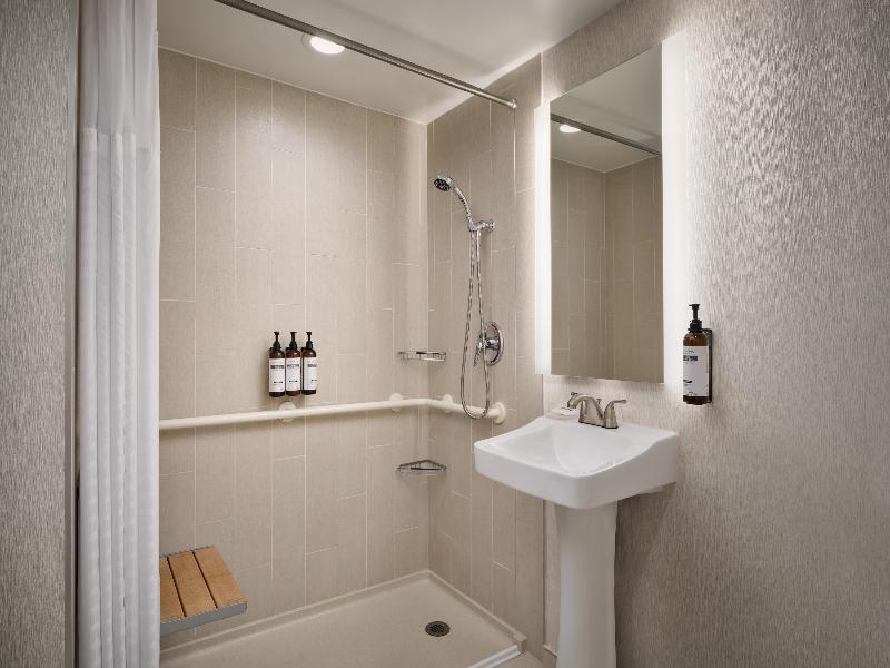 Hyatt Regency Suites Atlanta Nw image