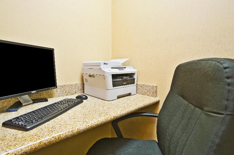 Holiday Inn Express & Suites Anderson By IHG image