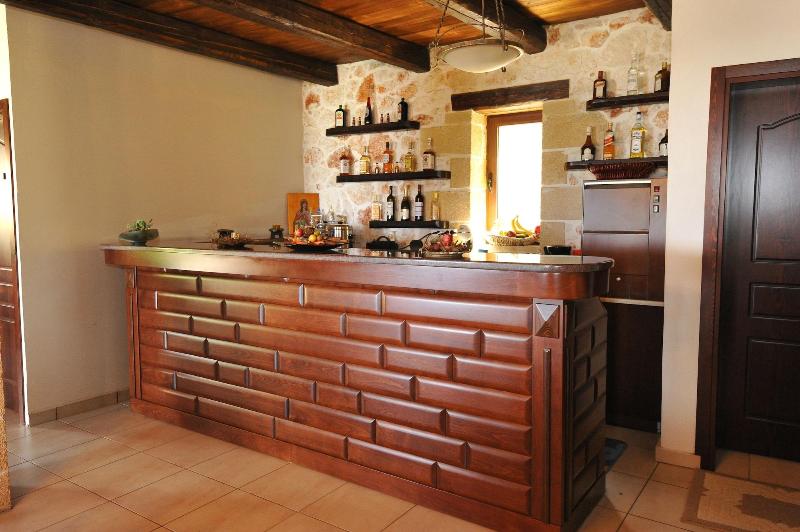 Kavoussi Resort image
