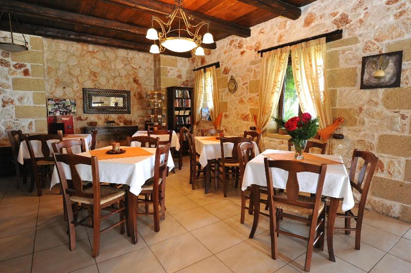 Kavoussi Resort image